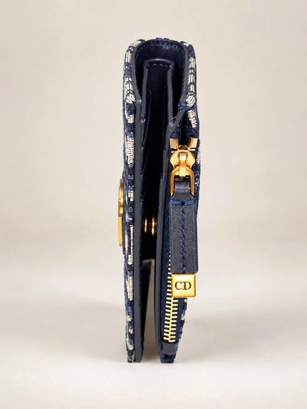 Dior 30 Montaigne Dahlia Wallet – Blue Dior Oblique Jacquard - New